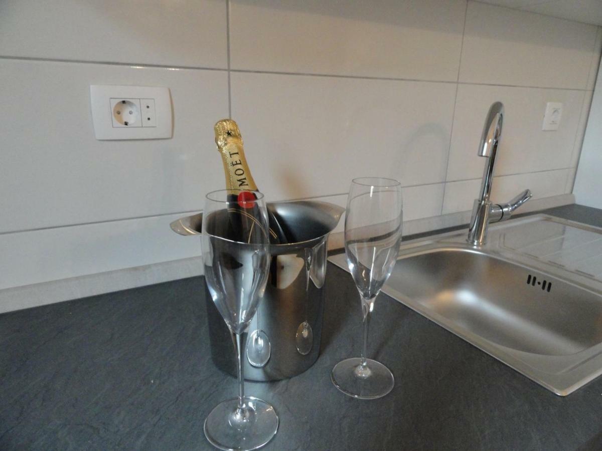 Apartments Mate Vinišće Екстериор снимка